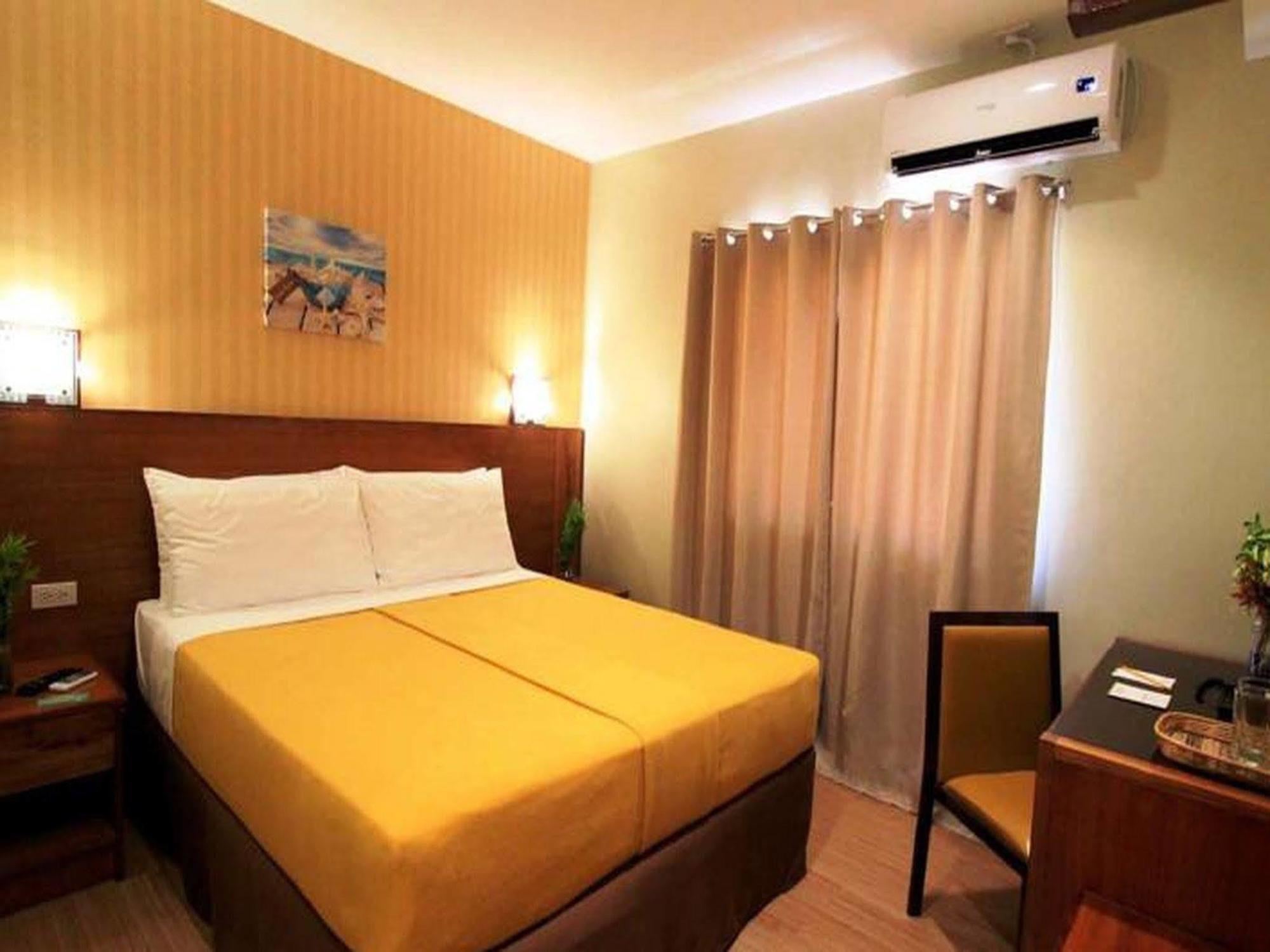 Coron Soleil Express Hotel Ngoại thất bức ảnh