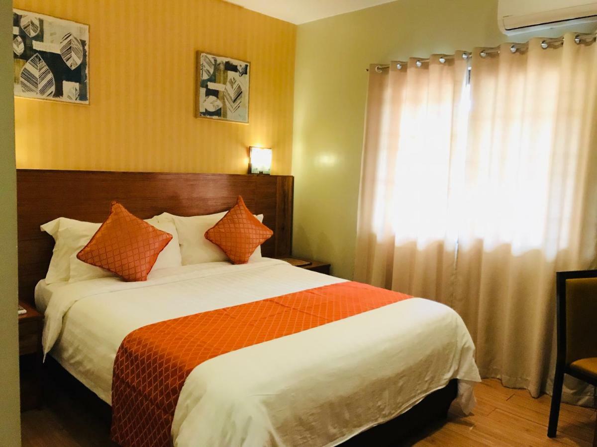 Coron Soleil Express Hotel Ngoại thất bức ảnh