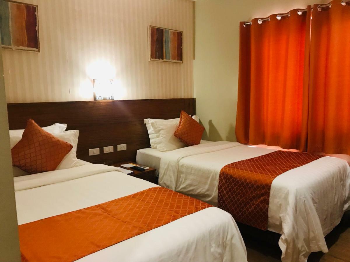 Coron Soleil Express Hotel Ngoại thất bức ảnh